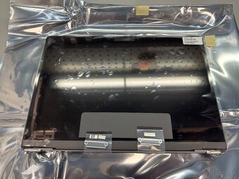 MacBook Pro 14" M4/PRO/MAX Space Black Displej - 2