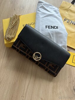 Fendi kabelka-peňaženka - 2