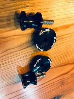Slider, držiak stojanu Yamaha Tenere 700 - 2