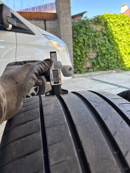 275/35 R19 Michelin Letne - 2