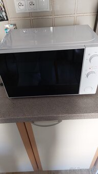 Microwave IKEA used less than 1 year - 2