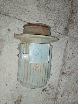 Elektromotor 1AP100L-6 - 2