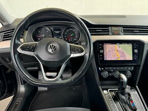 Volkswagen Passat Variant 2.0 TDI Elegance 4Motion DSG - 2