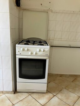 Predám starši sporák Gorenje s elektrickou rúrou - 2