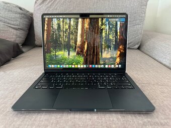 Predám Macbook Air M3 2024 8GB/256GB Midnight - 2
