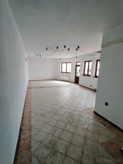 Obchodný priestor / Kaviareň - 2