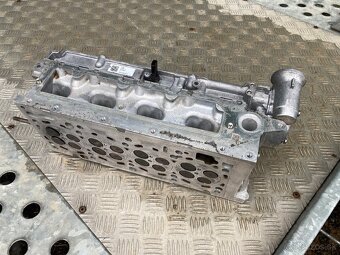 Komplet hlava s vackami 1.6 tdi 2.0tdi 110kw 04L103373E - 2