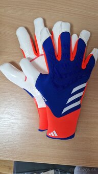 Brankárske rukavice Adidas predator gl pro hybrid - 2