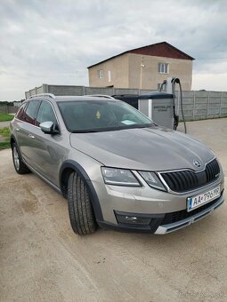 Skoda Octavia Scout 2.0 TDI - 2