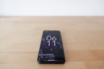 Google pixel 8 - 2