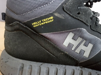 Panska kozena sportova obuv HELLY HANSEN. - 2