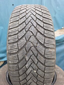 Ponúkame 4 zimné pneumatiky Continental Contact 205/55 R16 - 2