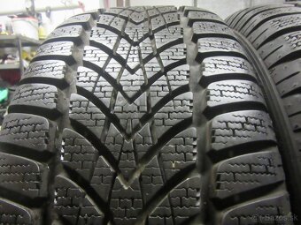 Zimné pneumatiky 205/55R16 dunlop 4D dezén 7mm - 2