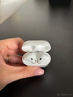 Apple AirPods gen. 1 - 2