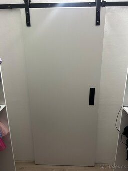 Posuvné dvere s konštrukciou - 2