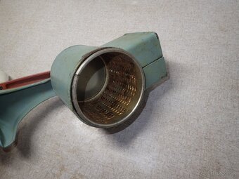 Mlynček na orechy - náhradná súčiastka - 2