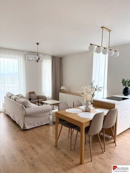 Prenájom, 3-izb. byt s balkónom a garážou, Novostavba, Slneč - 2