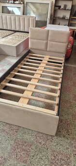 Čalúnená jednolôžková posteľ - 2