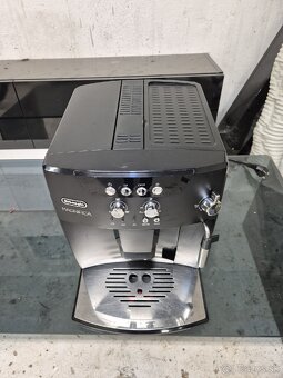 Predám kávovar Delonghi - 2