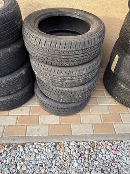 185/60R15 - 2