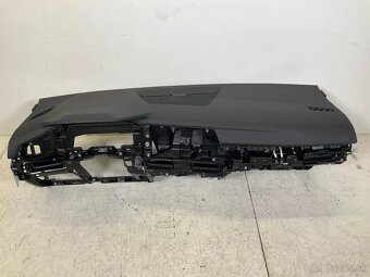 Pristrojova doska GOLF 8 - 2