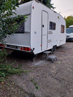 Predám karavan  pre 4 osoby  ( rýchlosť 100 KM/h )vTP - 2