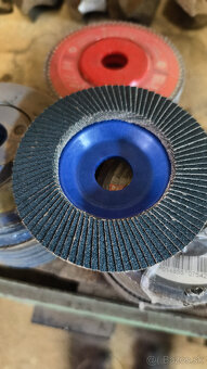 Lamelové brúsne kotúče - 2