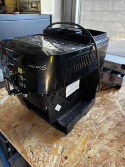 Kávovar DELONGHI Magnifica S  -ND - 2