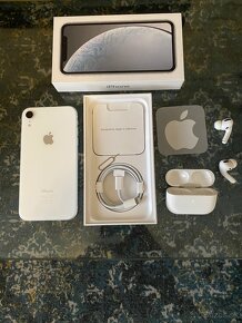 Apple iPhone XR 64gb White+AirPods Pro - 2