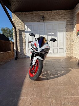 Predám Yamaha R1 - 2