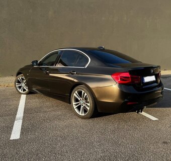 BMW 320d SPORT LINE - 2