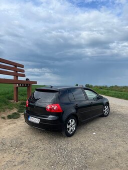 Volkswagen Golf 5 2.0TDI 103kw - 2