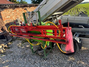Postrekovač malotraktor - 2