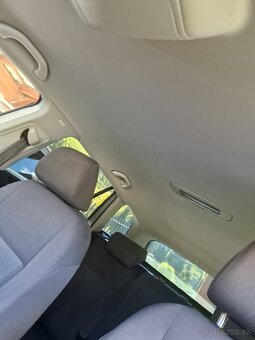 Volkswagen GOLF V 1.9 TDI 77 kW - 2