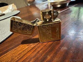 Zippo - 2