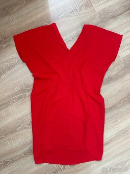 Dámske červené elegantné šaty - 2