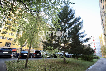 Veľký 4 - izbový byt s lodžiou  v mestskej časti Petržalka - 2