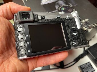 Fuji X-E1 Silver - 2