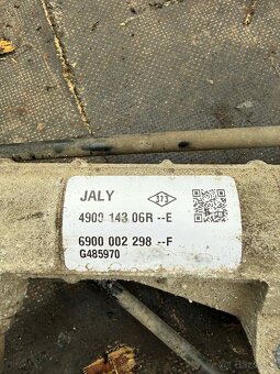 Dacia servoriadenie - 2