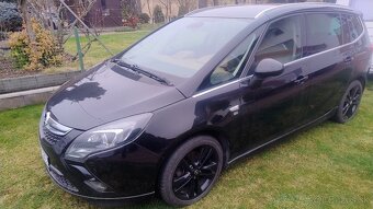 Predám Opel Zafira Tourer nepojazdné - 2