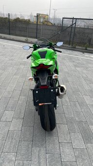 Kawasaki Ninja ZX-10RR - 2