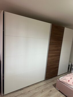 Skriňa 310x 225 x60 - 2