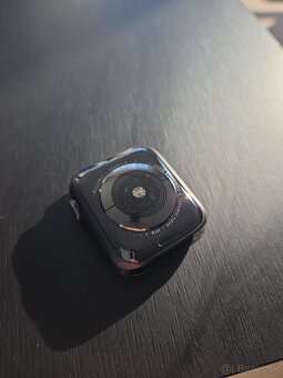 Apple Watch 5 44mm Aluminium Nike+ - 2