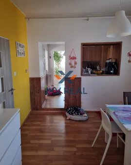 Na predaj priestranný 5-izbový rodinný dom . - 2
