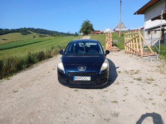 Peugeot 5008 - 2