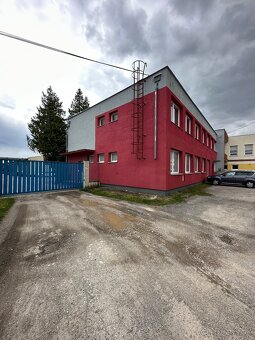 Budova s viacerými možnosťami využitia Moldava n/B - 2
