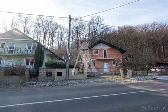 PREDANÉ , DVA DOMY ZA CENU JEDNÉHO, MYSLAVSKÁ ULICA, KOŠICE - 2