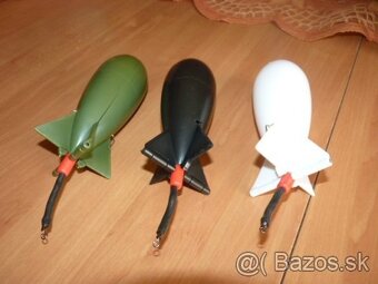 Predam nove RAKETKY,15 cm,3 ks-13 eur - 2