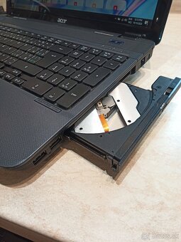 Acer Aspire 5738ZG - 15,6", Win10, 4GB RAM, 500gb hdd, HDMI - 2