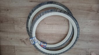 BABETTA,STADION kolesa s bielym lemom 19 palcové - 2